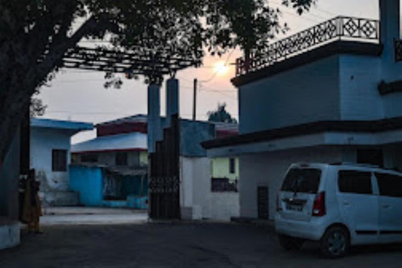 Mp Tourist Bunglow , Chitrakoot Hotel Sitapur Muafi Ngoại thất bức ảnh