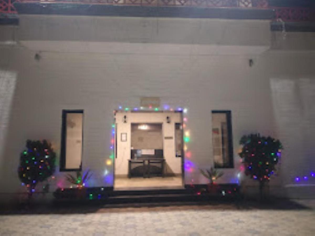 Mp Tourist Bunglow , Chitrakoot Hotel Sitapur Muafi Ngoại thất bức ảnh