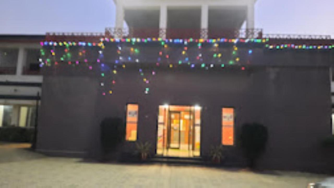 Mp Tourist Bunglow , Chitrakoot Hotel Sitapur Muafi Ngoại thất bức ảnh